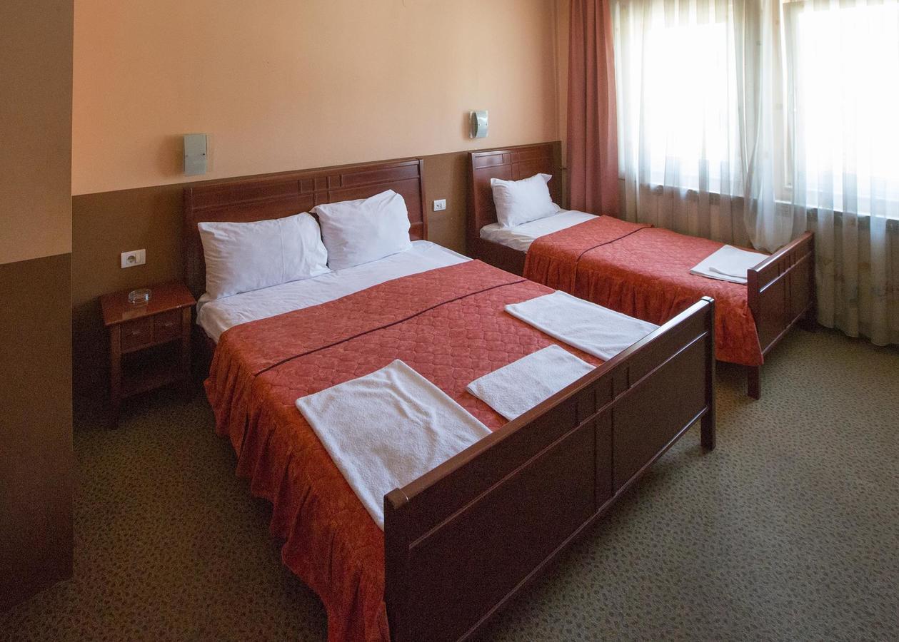 Hotel Atlas Novi Pazar Exterior photo
